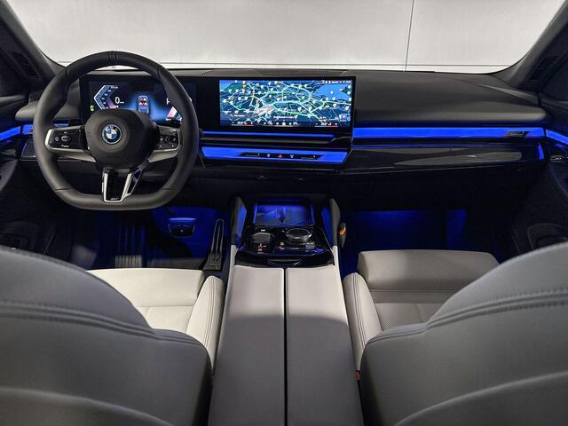 BMW 5-SERIE Sedan 530e M Sport Edition | M Sportpakket | Travel Pack