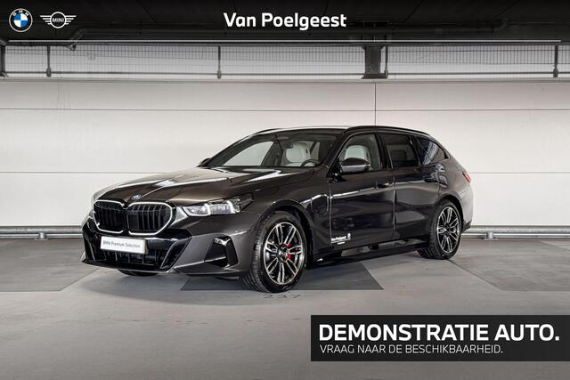 BMW 5-SERIE Touring 530e | M Sportpakket Pro | Travel Pack | Comfort Pack | Trekhaak