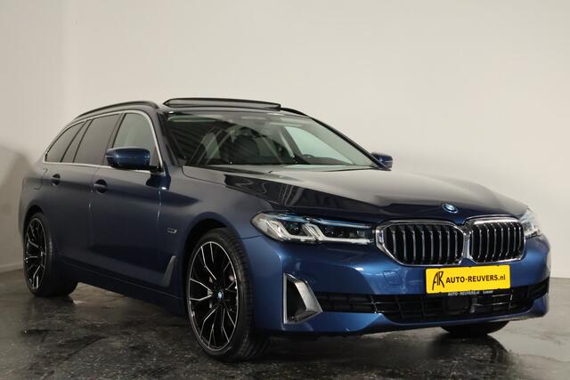 BMW 5-SERIE Touring 530e xDrive LuxuryLine / Opendak / LaserLED / Co-Pilot / HUD