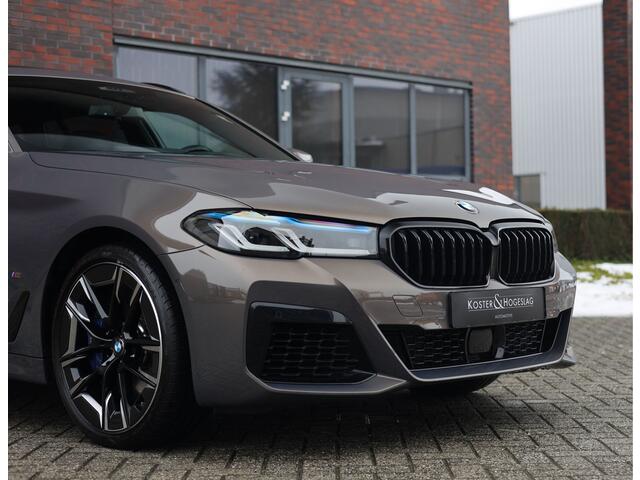 BMW 5-SERIE 540i xDrive | M sport Pro - Achteras besturing