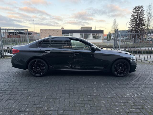 BMW 5-SERIE 540i xDrive High Executive