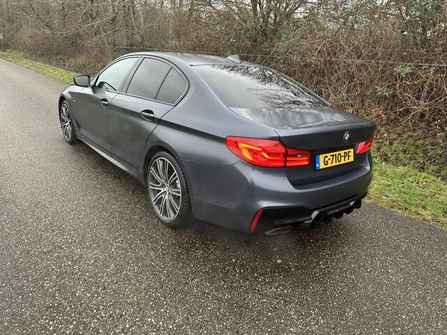 BMW 5-SERIE 520i High Executive Individual M-Pakket