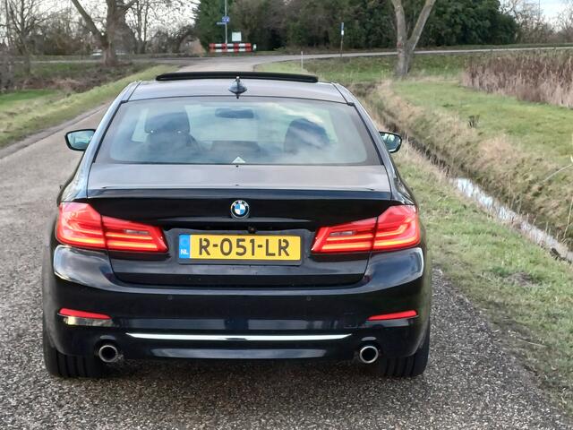 BMW 5-SERIE 530e iPerformance High Executive / Prachtige auto