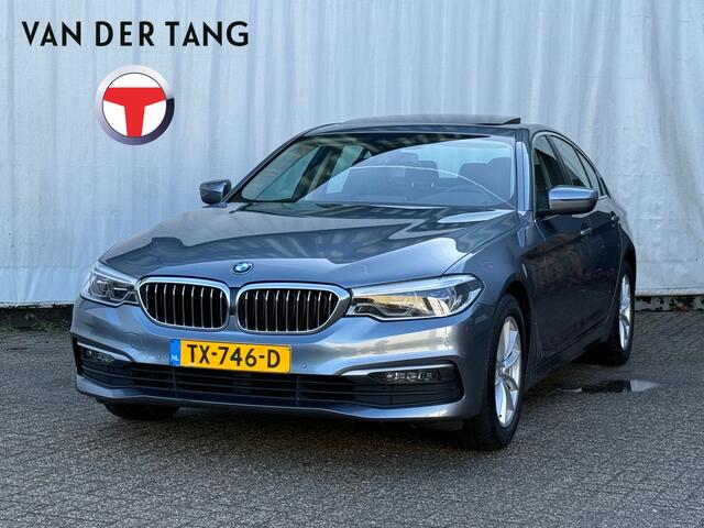 BMW 5-SERIE 520i High Executive / Sch.dak/ comf.stl