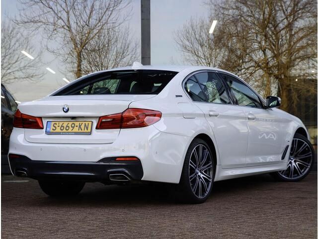 BMW 5-SERIE 530e iPerformance M Sport High Executive Alpinweiss
