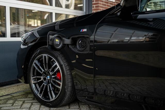 BMW 5-SERIE 530e xDrive M Sport Pro | Driving Ass. Prof. | Harman/Kardon | Camera | Elek. trekhaak | Adap. led | 19' Inch |