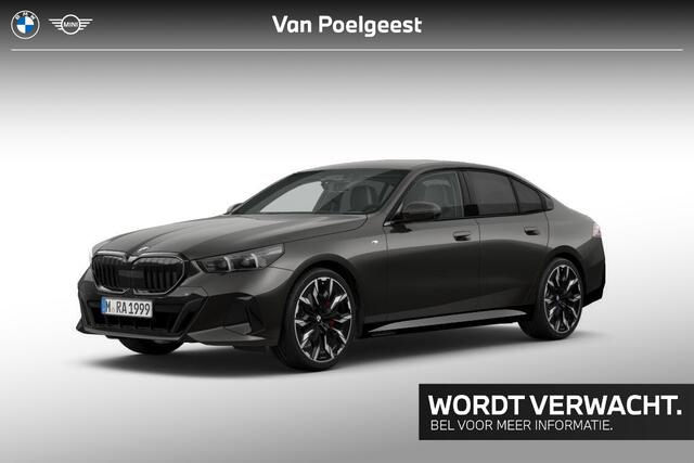 BMW 5-SERIE Sedan 520i