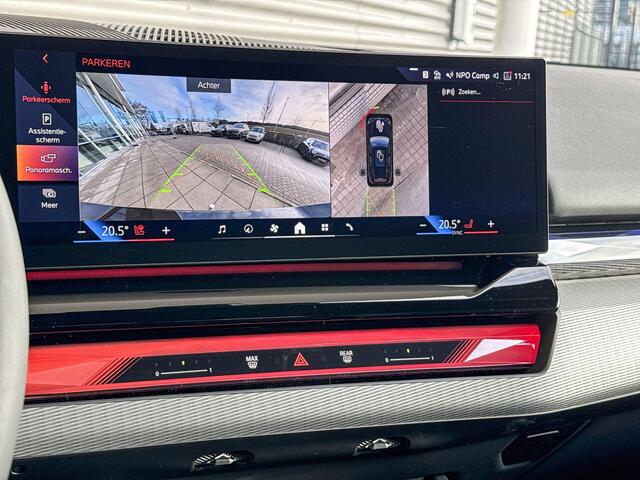 BMW 5-SERIE Touring 530e M Sportpakket Pro / Innovation Pack / Travel Pack / Trekhaak / Comfort Access / Panoramadak / Driving Assistant Plus / Harman-Kardon