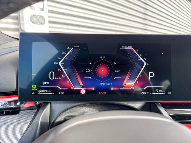 BMW 5-SERIE Touring 530e M Sportpakket Pro / Innovation Pack / Travel Pack / Trekhaak / Comfort Access / Panoramadak / Driving Assistant Plus / Harman-Kardon