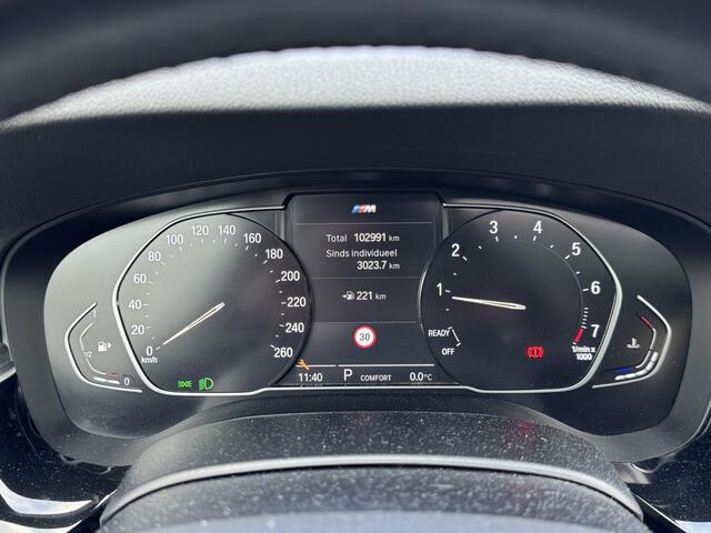 BMW 5-SERIE Touring 520i High Executive M-Sport/Panorama/Leer/Head-Up/Laser/Navi/Clima/Cruise