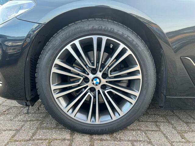 BMW 5-SERIE 520D EDE HIGH EXE Sport Line, Xenon, Navi, Leder