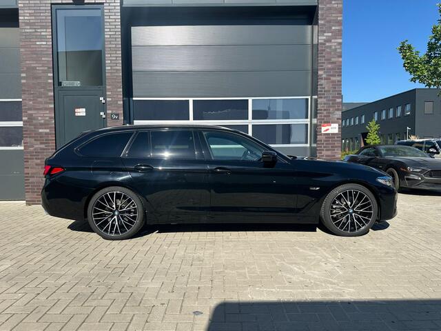 BMW 5-SERIE Touring 530e xDrive Business Edition Plus Headup/Laser/Harman-Kardon/Leder/Cam