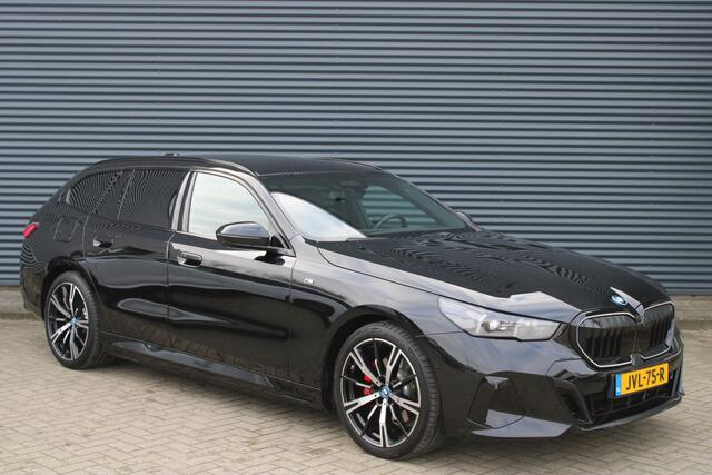 BMW 5-SERIE Touring 530e xDrive M-Sport Pro Bowers & Wilkins Trekhaak LED Stoelkoeling/verwarming
