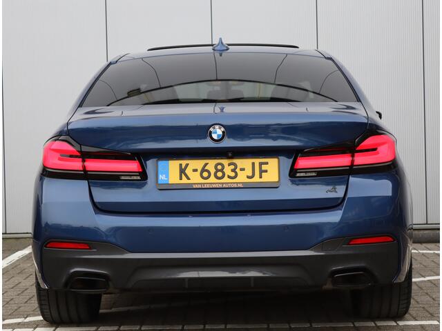 BMW 5-SERIE 520i M-Sport High Executive | Schuifdak | Leder | Head-up | Org. NL