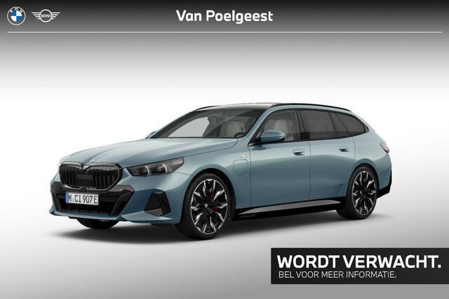 BMW 5-SERIE Touring 550e xDrive Innovation Pack M Sportpakket Pro Aut. - Verwacht: Februari 2026