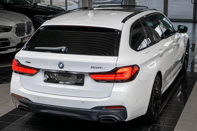 BMW 5-SERIE Touring 530e M-SPORT PRO ** LASER, M-SPORT SPORTST, PANORAMA, ACC, HuD, 19-inch LMV ** 1e EIG - UNFALLFREI - BMW GAR ** ** INFORMEER OOK NAAR ONZE AANTREKKELIJKE FINANCIAL-LEASE TARIEVEN **