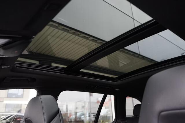 BMW 5-SERIE Touring 530e M-SPORT PRO ** LASER, M-SPORT SPORTST, PANORAMA, ACC, HuD, 19-inch LMV ** 1e EIG - UNFALLFREI - BMW GAR ** ** INFORMEER OOK NAAR ONZE AANTREKKELIJKE FINANCIAL-LEASE TARIEVEN **