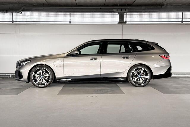 BMW 5-SERIE Touring 530e M Sport