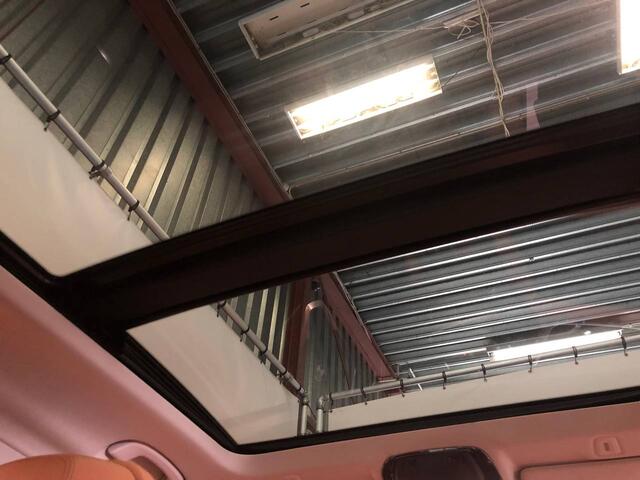 BMW 5-SERIE Touring 520i High Executive sportint | panodak | camera | trekhaak | leer