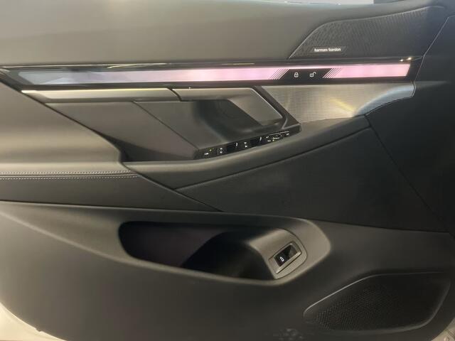 BMW 5-SERIE Touring 530e M Sport ** LED, NAVI+, LEDER/ALC, PANORAMA, TREKH, H&K SOUND, 19-inch LMV ** 1e EIG - Ex BMW-AG ** ** INFORMEER OOK NAAR ONZE AANTREKKELIJKE FINANCIAL-LEASE TARIEVEN **