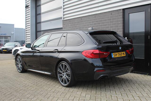 BMW 5-SERIE Touring 520d High Executive / M Sport / Panoramadak / N.A.P.