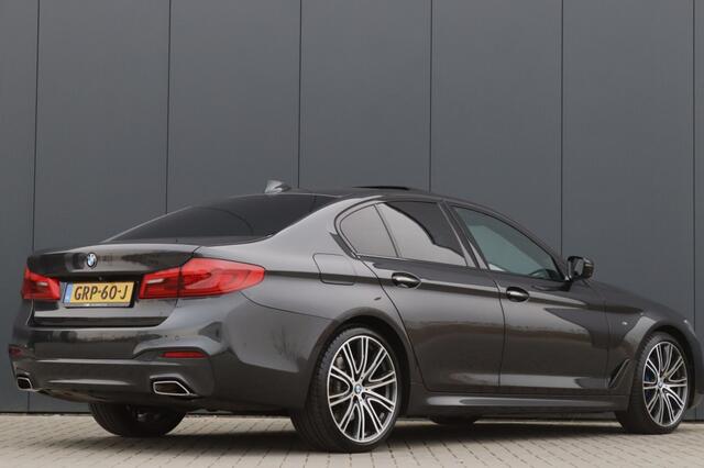 BMW 5-SERIE 530d xDrive M Sport 20inch Open Dak Comfort 85.250km!