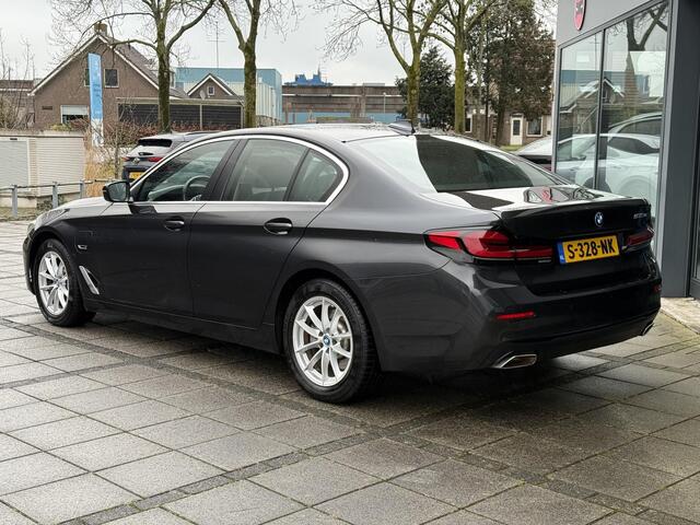 BMW 5-SERIE 530e Aut. Business Ed. Plus | SOH 93% | Navi | Memory |