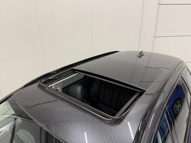 BMW 5-SERIE Touring 530e xDrive High Exe PANO/TREKHAAK/H&K/360CAMERA/ACC/19"M-SPORT BREEDSET/LED-ADAPTIVE/LEER-SPORT/SFEER/CARPLAY/SHADOW-LINE/SOPHISTOGRAU/NET OH BEURT GEHAD BIJ BMW DEALER