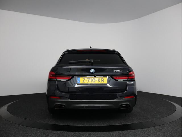 BMW 5-SERIE Touring 530e M-Sport | Laserled | Panoramadak