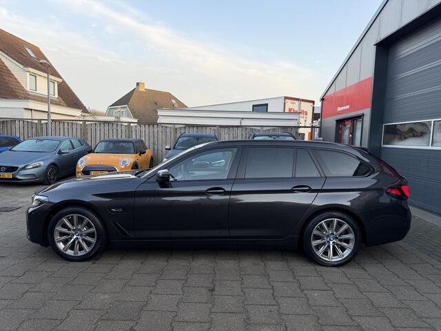 BMW 5-SERIE Touring 530e Org NL 1ste eigenaar ShadowLine