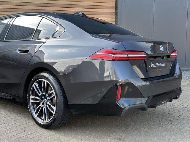 BMW 5-SERIE 520i M-Sport PANO|HEAD-UP|HARMANKARDON|ACC|STOELVENTILATIE