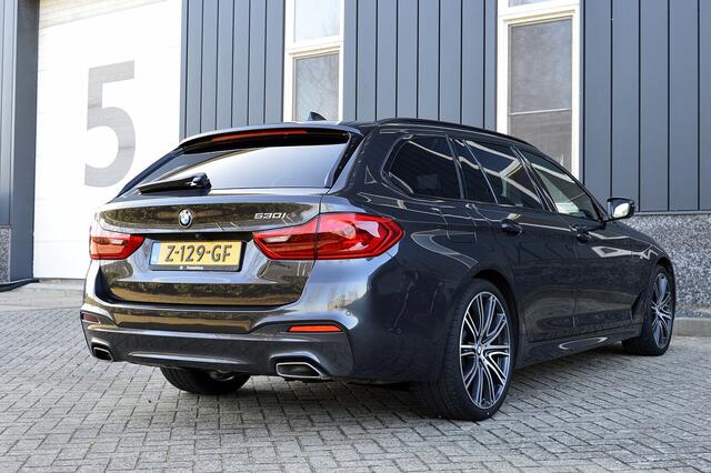 BMW 5-SERIE Touring 530i M-Sport Rijklaarprijs-Garantie Panoramadak Leder Interieur Led Head-Up Trekhaak
