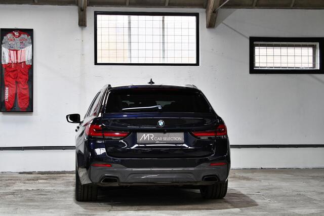 BMW 5-SERIE Touring 530i High Executive | M-Sport | 20 inch | Adapt. cruise control| Trekhaak | NL auto | 1e eigenaar | BTW |