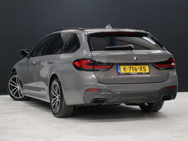 BMW 5-SERIE Touring 530e High Executive M Sport [TREKHAAK UITKLAPBAAR, SCHUIFKANTELDAK, MEMORY SEATS, ADAPTIVE CRUISE CONTROL, APPLE CARPLAY, ANDROID AUTO, HARMAN/KARDON, HUD, 360 CAMERA, NIEUWSTAAT]