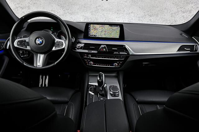 BMW 5-SERIE 530e iPerformance M-sport | Leder | Stoelverwarming | Panoramadak
