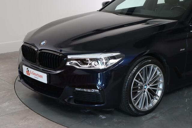 BMW 5-SERIE 520i High Executive Sportline M-sport LED, Volleder, Trekhaak, Memory, Goed onderhouden!