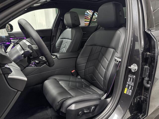 BMW 5-SERIE Sedan 530e | M-Sport Pro | Travel Pack | Innovation Pack | Comfort Pack | Driving Assistant Plus | Harman/Kardon | Panoramadak | Comfort Access |