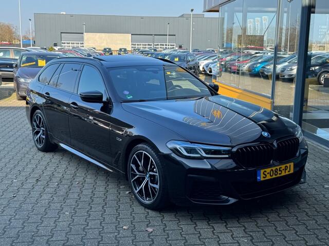 BMW 5-SERIE 530e M Sport - Pan dak - LaserLED - stoel/st verwarming - electr trekhaak