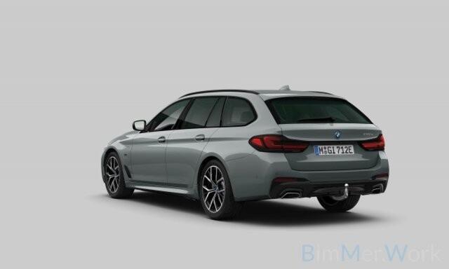 BMW 5-SERIE 530e Touring M-Sport,Pano,Memory,LED,Trekhk elekt,Leer,Camera,Carplay