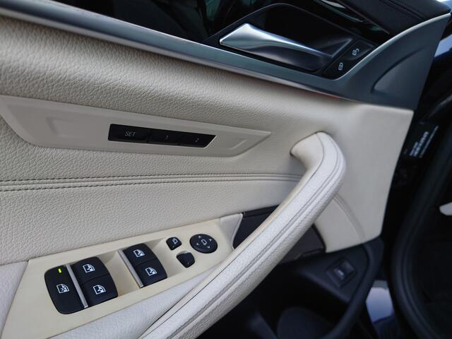 BMW 5-SERIE Touring 540i xDrive High Executive M-Sport / Head-up / H-K / Panodak / Comfortpakket / Bomvol
