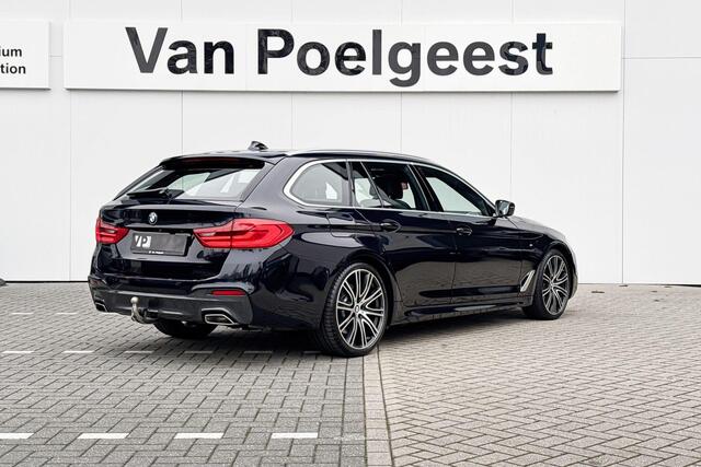 BMW 5-SERIE Touring 530i High Executive | M Sport | Panoramadak | Comfortstoelen | Driving Assistant Plus
