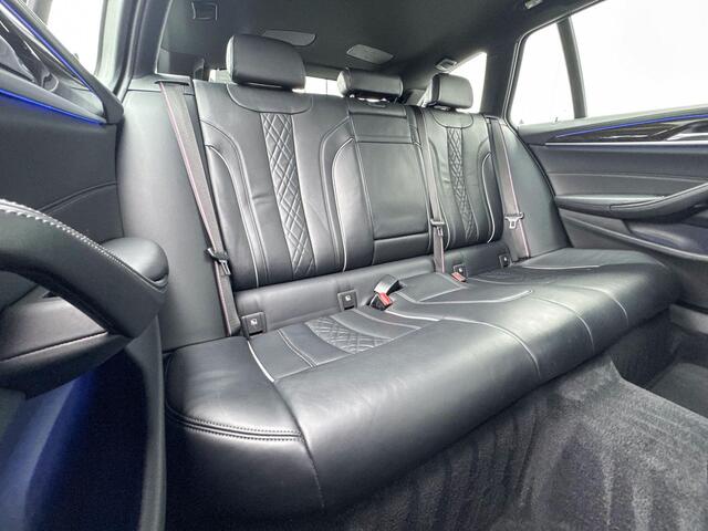 BMW 5-SERIE Touring 530i High Executive | M Sport | Panoramadak | Comfortstoelen | Driving Assistant Plus