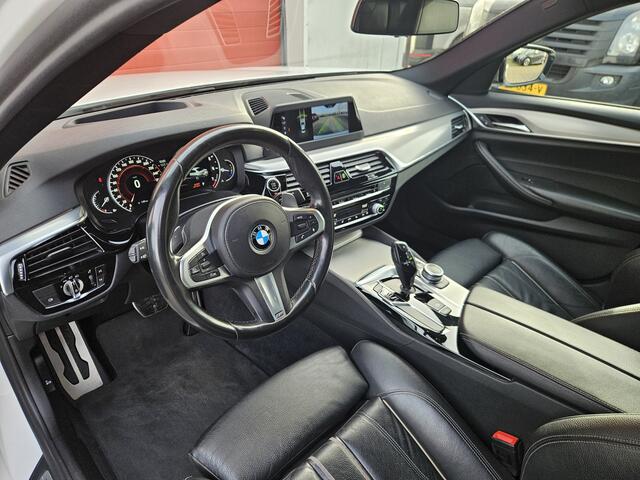 BMW 5-SERIE M550i xDrive High Executive | Head-up | Elek. Trekhaak