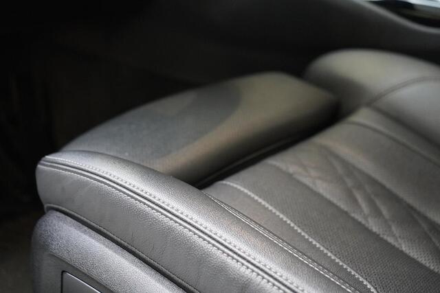 BMW 5-SERIE Touring 530e Business Edition Plus | Harman Kardon | SoH 94% | Head Up | Trekhaak | Adaptive cruise | Sportstoelen | Blind spot | Stuurverwarming