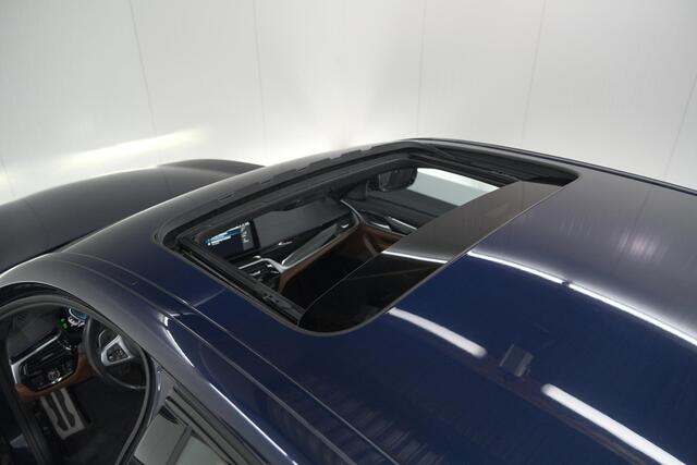 BMW 5-SERIE 545e xDrive Business Edition Plus | M Sportpakket | Driving Assistant Professional | Harman Kardon Surround Sound System