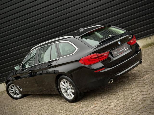 BMW 5-SERIE Touring 520d Executive AUT|LEER|XENON|NAVI