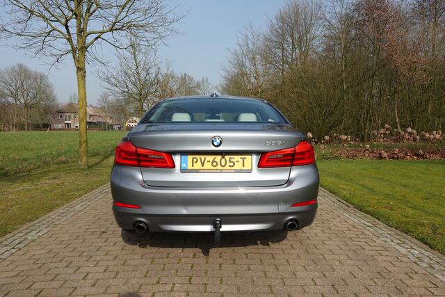 BMW 5-SERIE 530i High Executive | Camera | Memory | Adaptive LED | Trekhaak | Leder |