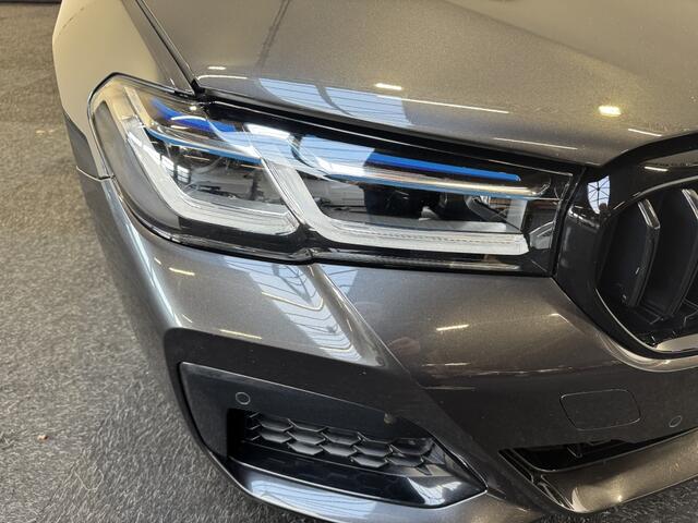 BMW 5-SERIE Touring 520i Touring Shadow line 20 INC M sportpakket Laser Led