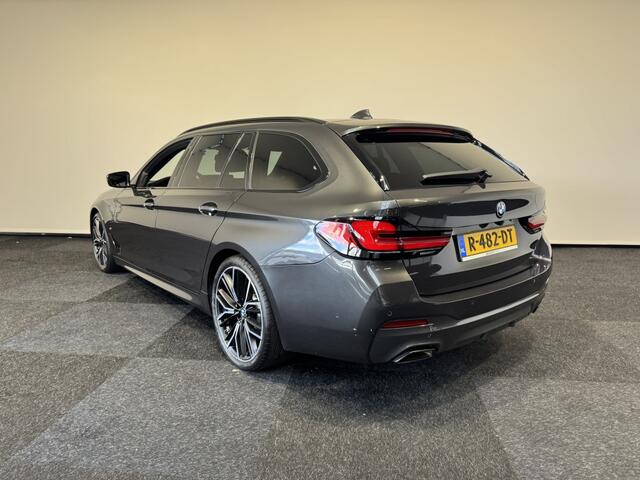 BMW 5-SERIE Touring 520i Touring Shadow line 20 INC M sportpakket Laser Led