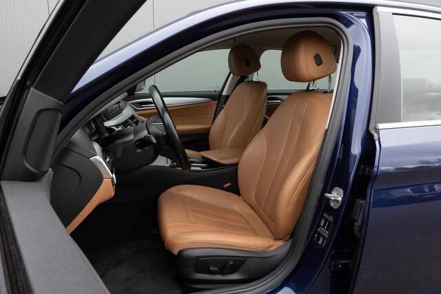 BMW 5-SERIE 520d | NAVI | STOELV | CAMERA | LEDER |